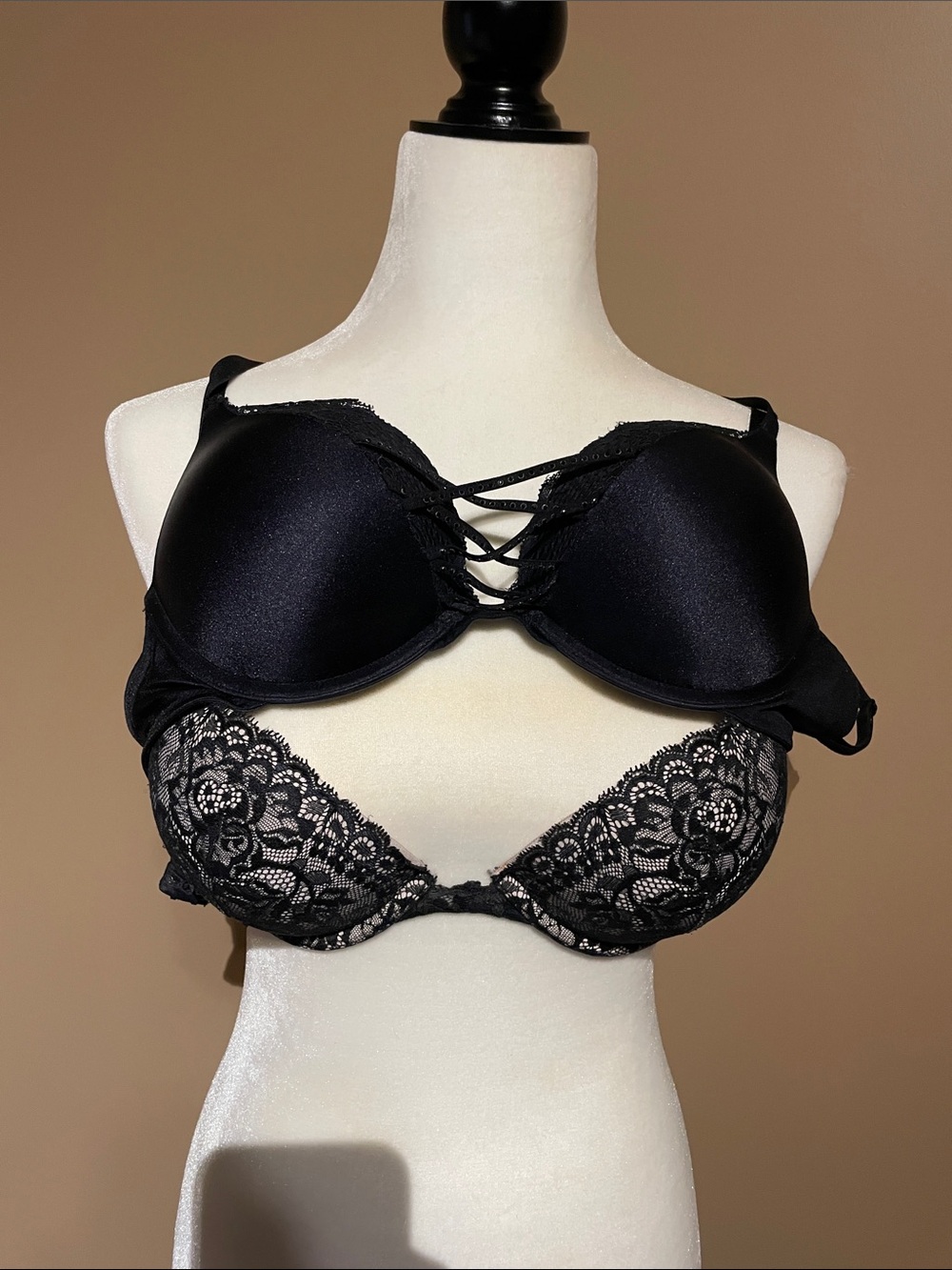 La Senza 2 Hello Sugar Black Lace & Satin Push-Up Bras